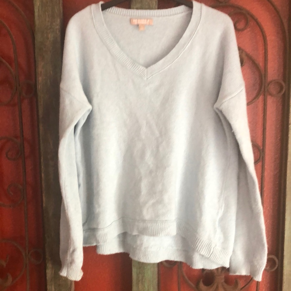 Baby blue v neck sweater